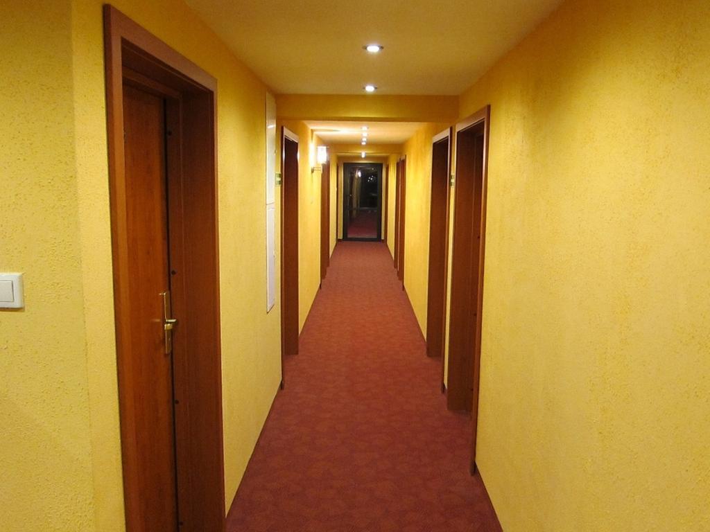 Resort Piaseczno Rozplucie ภายนอก รูปภาพ