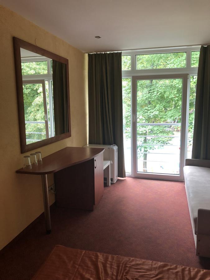 Resort Piaseczno Rozplucie ภายนอก รูปภาพ